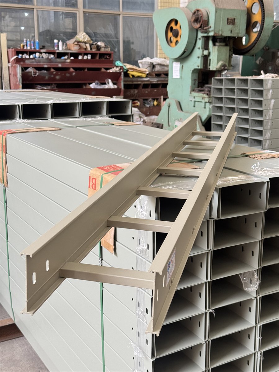 Ladder cable tray manufactured by Yunxing Cable Tray